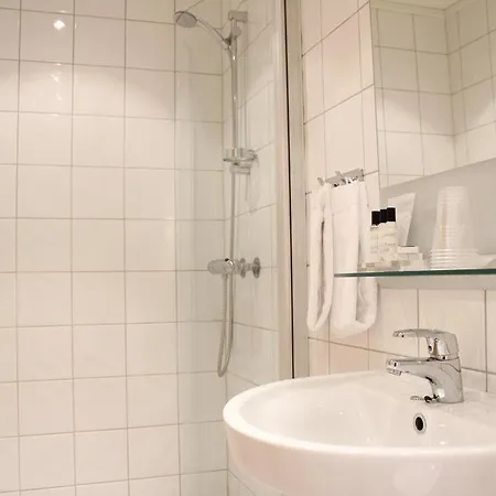 Smaalenene Hotel 3*